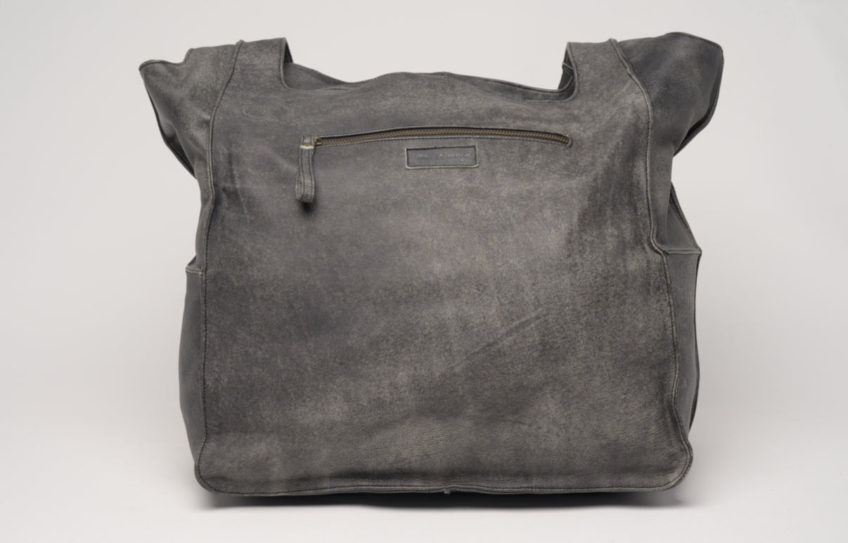 Tatum Tote Bag in Distressed Grey